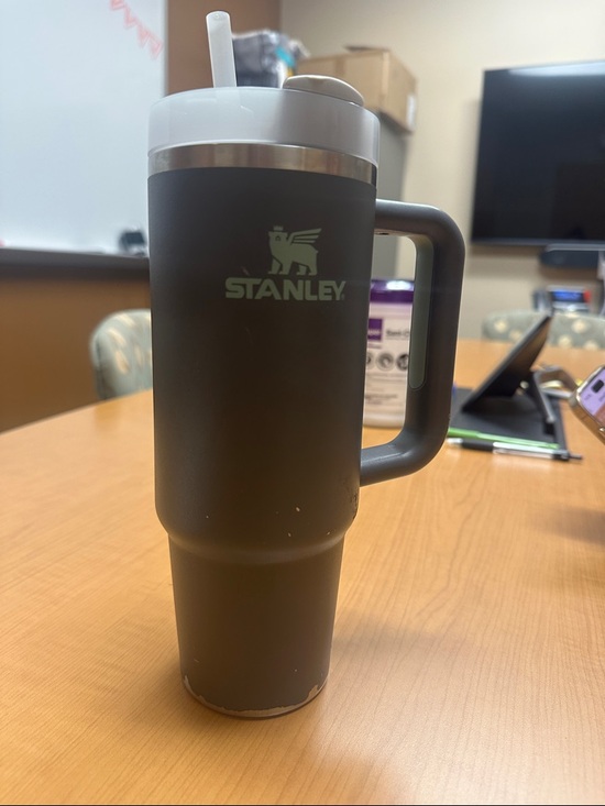 Stanley Olive Green Tumbler with White Lid and Straw
